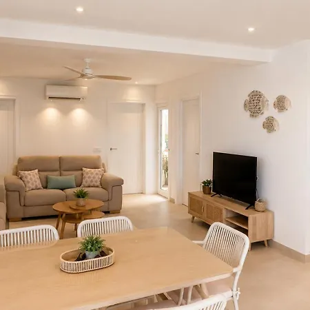 Hermosa Casa Con Piscina Cerca De La Playa De Punta Prima (Menorca)